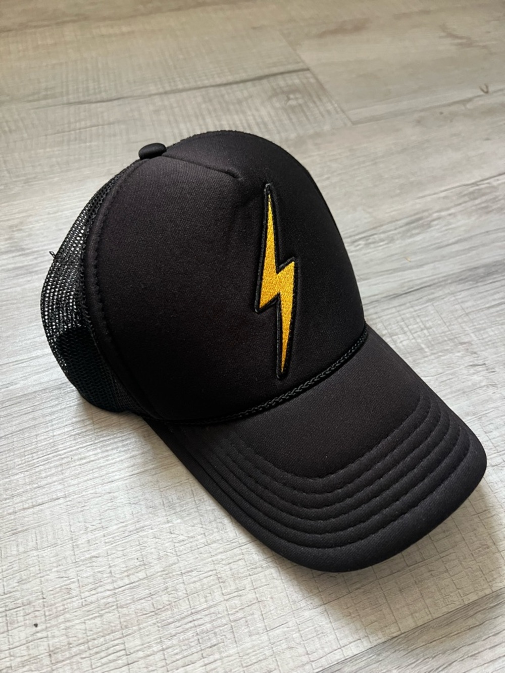 AVIATOR NATION Vintage Lightning Bolt Trucker Hat Black Truckers Cap with Yellow - Picture 2 of 13